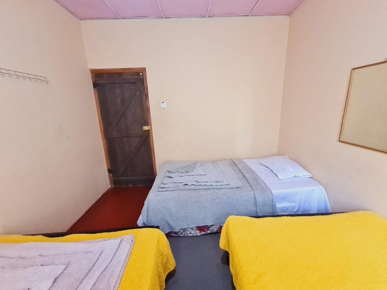 Sasru Holiday Home Nuwara Eliya Ngoại thất bức ảnh