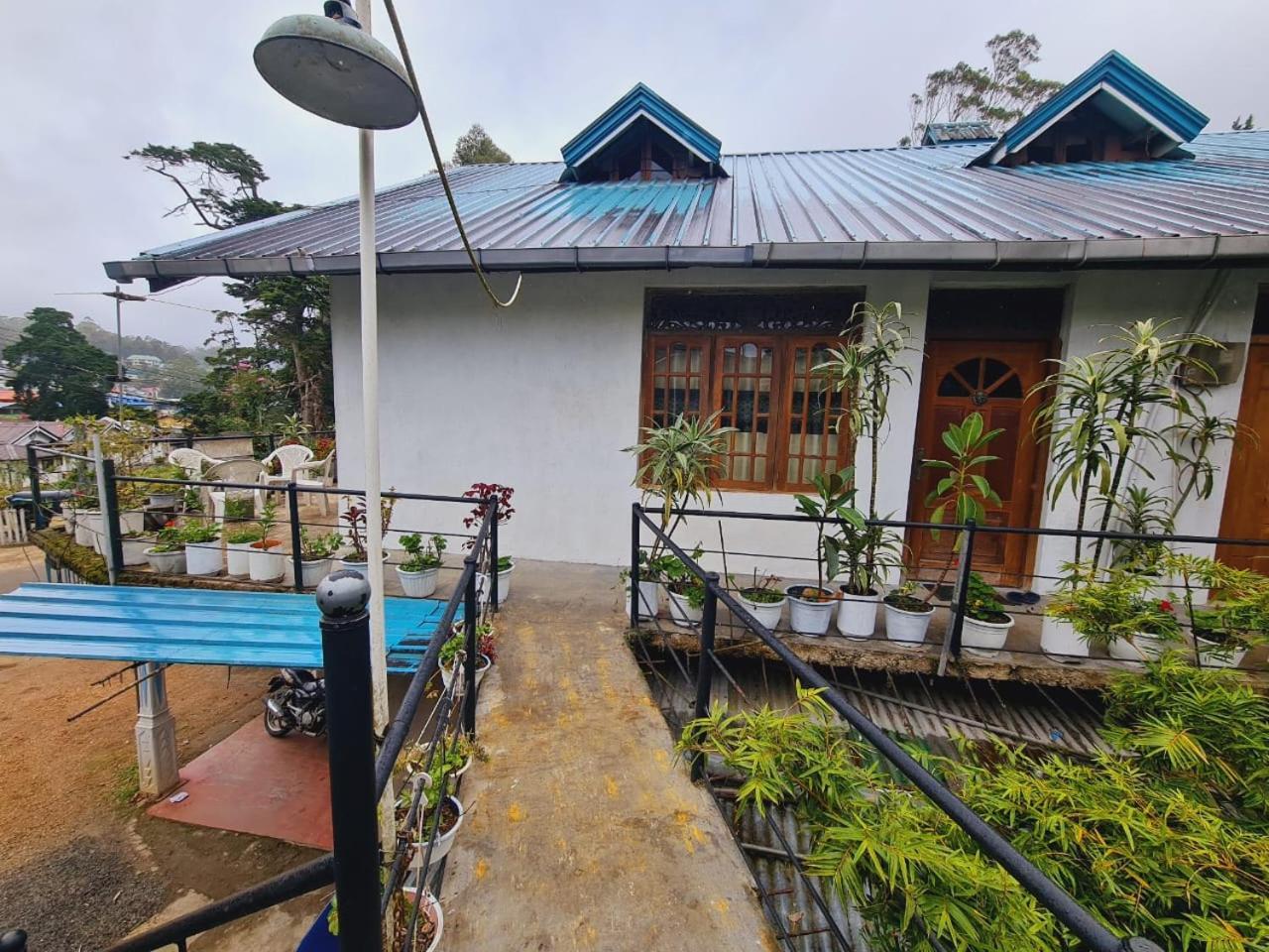 Sasru Holiday Home Nuwara Eliya Ngoại thất bức ảnh