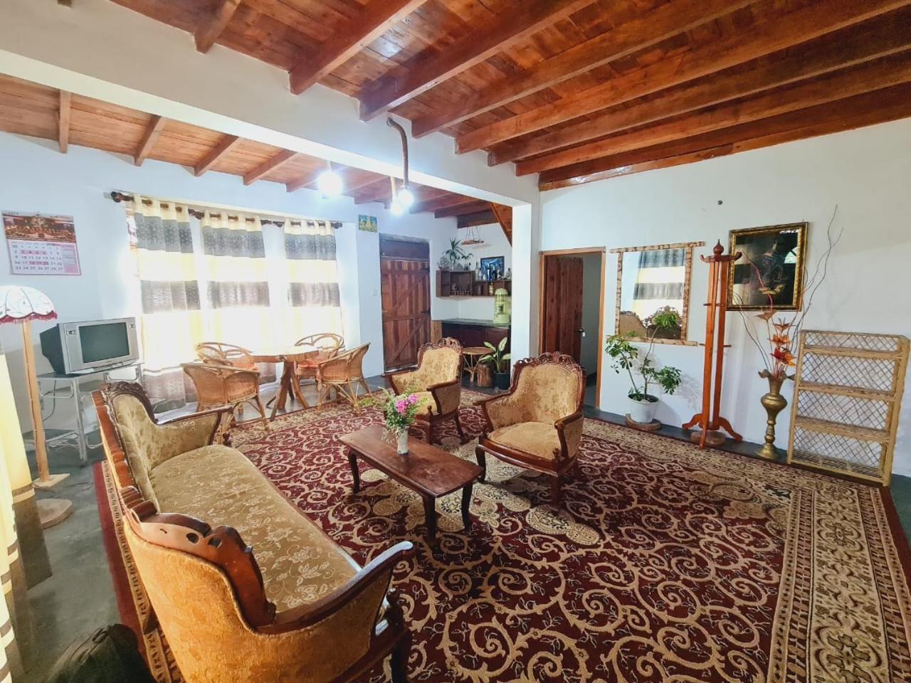 Sasru Holiday Home Nuwara Eliya Ngoại thất bức ảnh