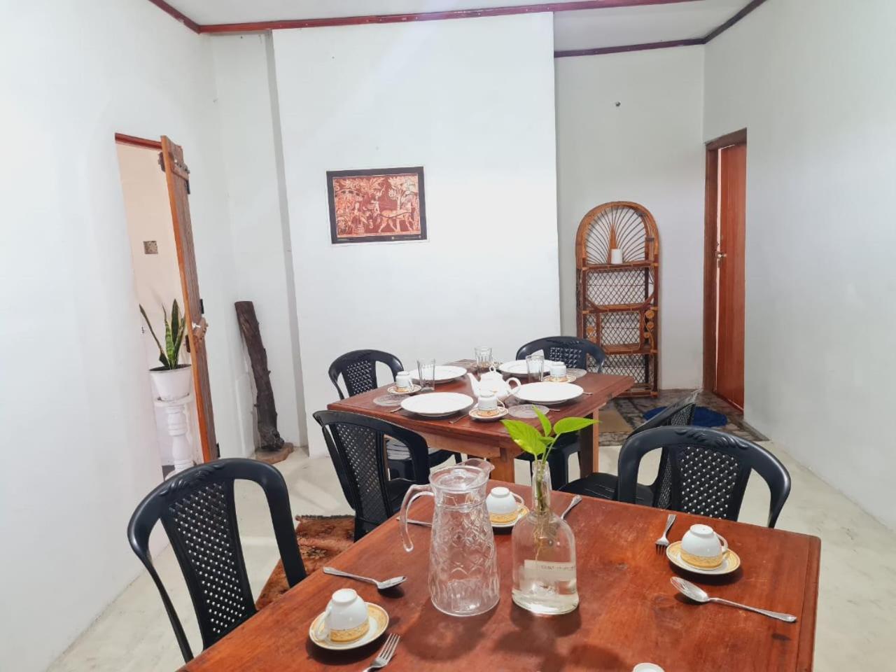 Sasru Holiday Home Nuwara Eliya Ngoại thất bức ảnh
