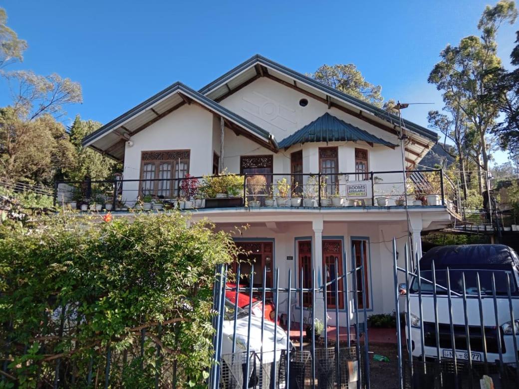 Sasru Holiday Home Nuwara Eliya Ngoại thất bức ảnh